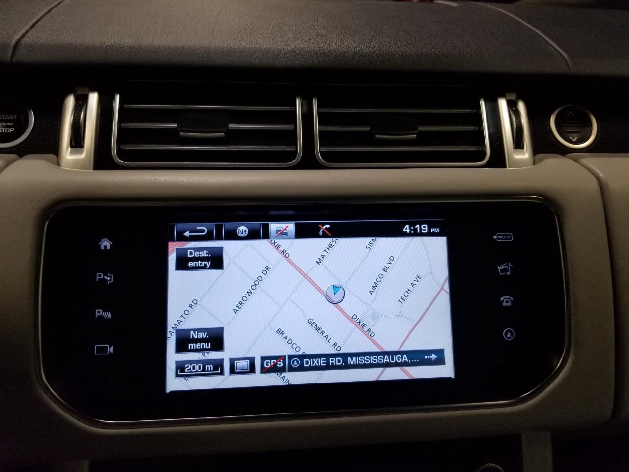 2016 Land Rover Range Rover 5.0L V8 Supercharged 4dr 4x4 Photo