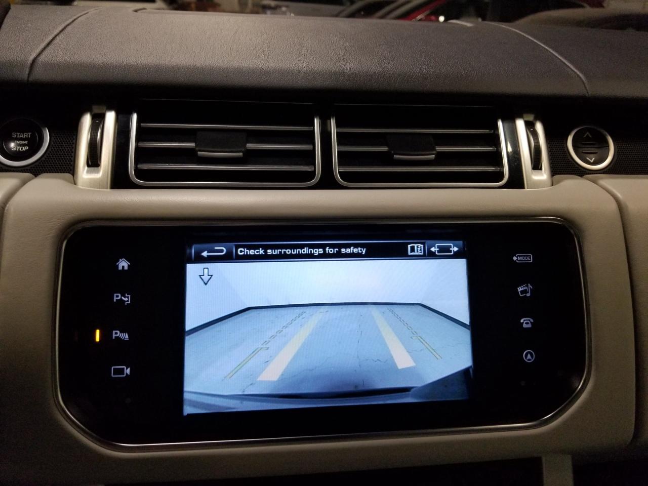 2016 Land Rover Range Rover 5.0L V8 Supercharged 4dr 4x4 Photo