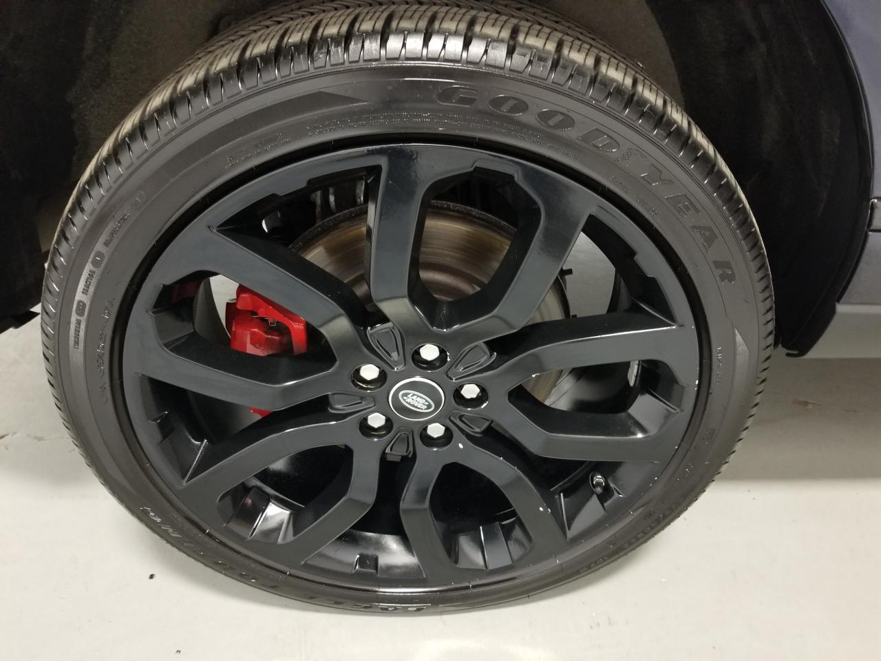 2016 Land Rover Range Rover 5.0L V8 Supercharged 4dr 4x4 Photo