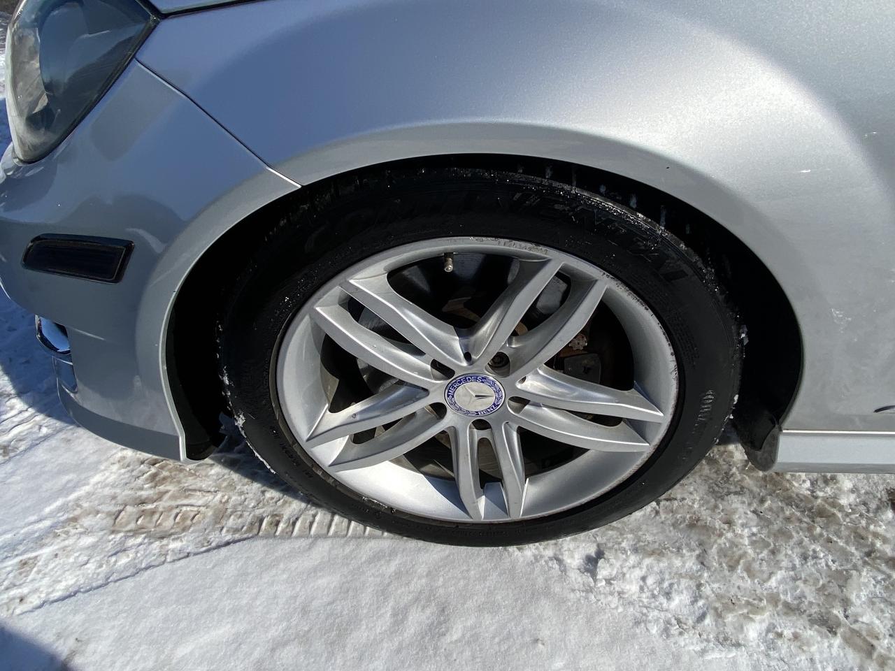 2013 Mercedes-Benz C-Class 4dr Sdn C 300 4MATIC Photo