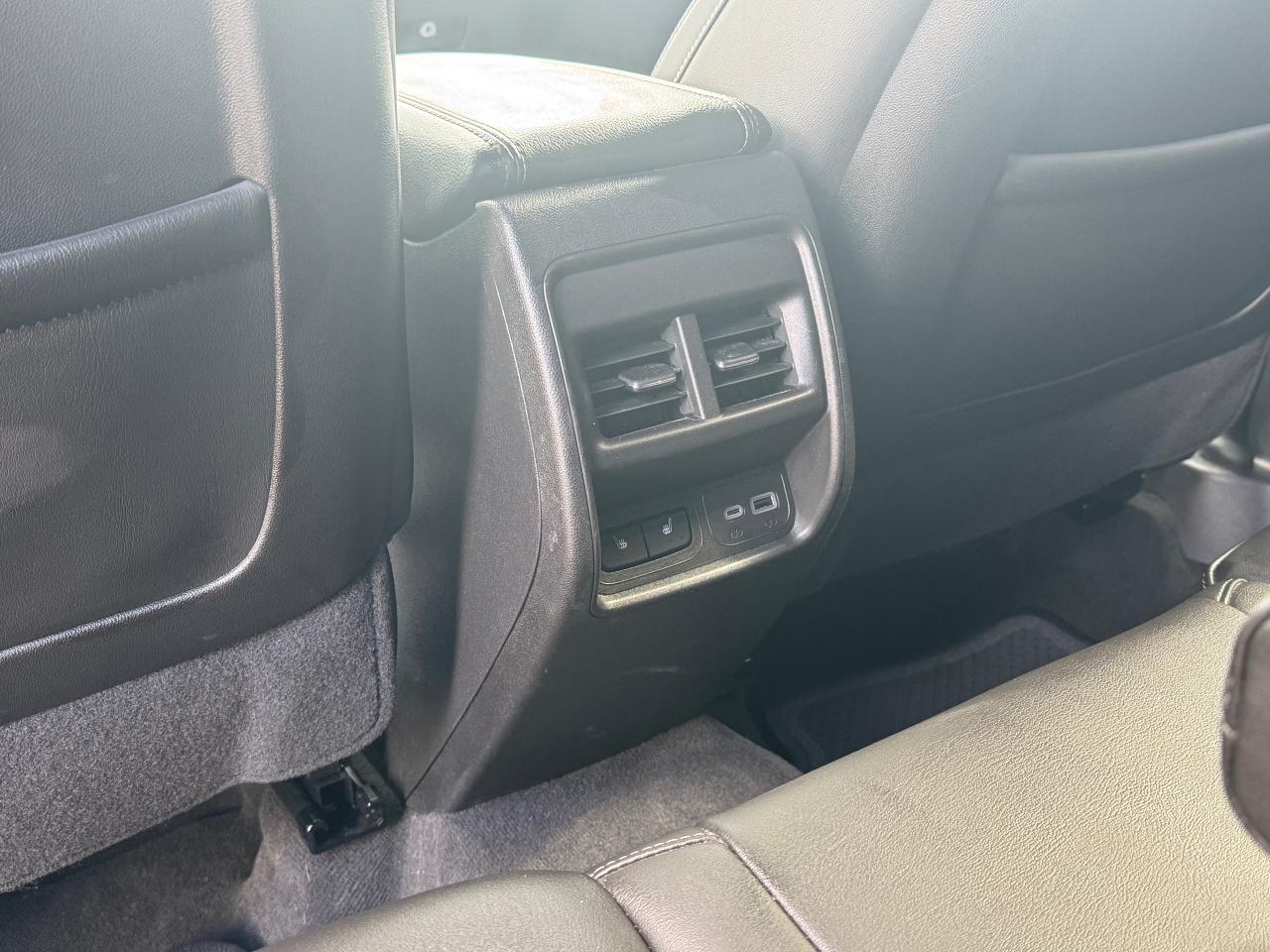 2024 Cadillac XT4 Premium Luxury 4dr All-Wheel Drive Photo