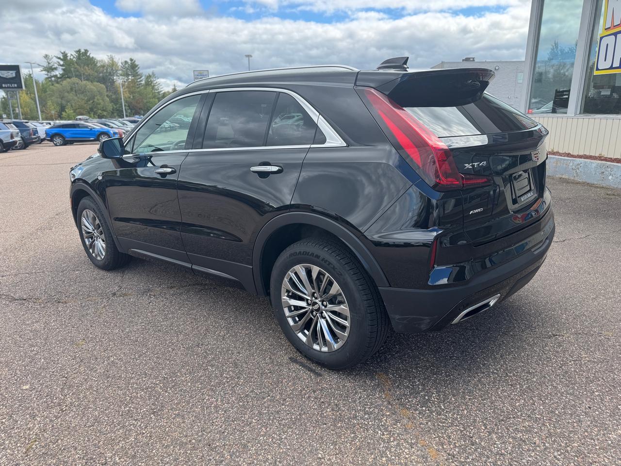 2024 Cadillac XT4 Premium Luxury 4dr All-Wheel Drive Photo