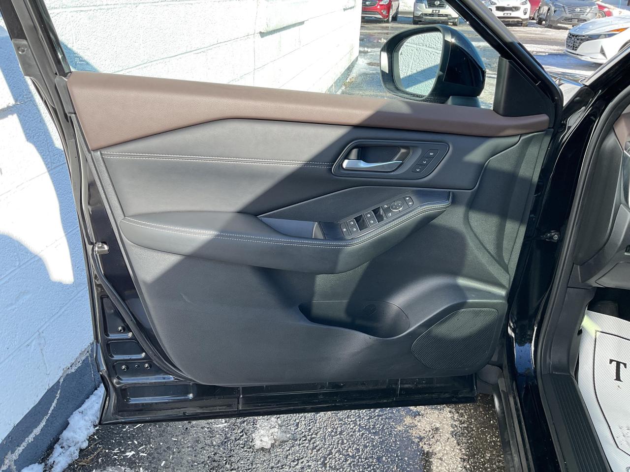 2023 Nissan Rogue SL 4dr All-Wheel Drive Sport Utility Photo