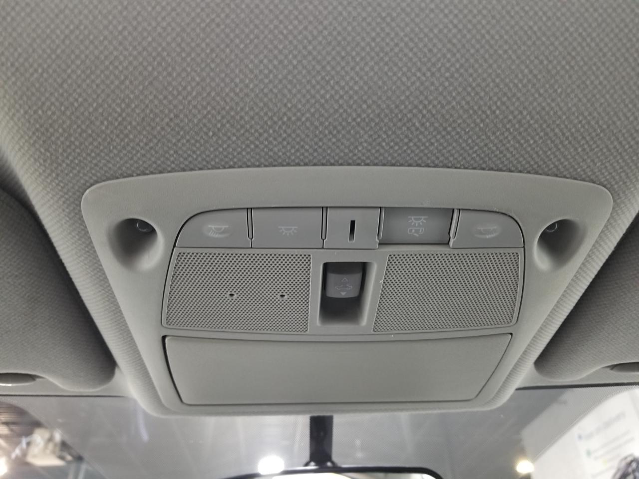 2018 Nissan Sentra 1.8 SV (CVT) 4dr Sedan Photo