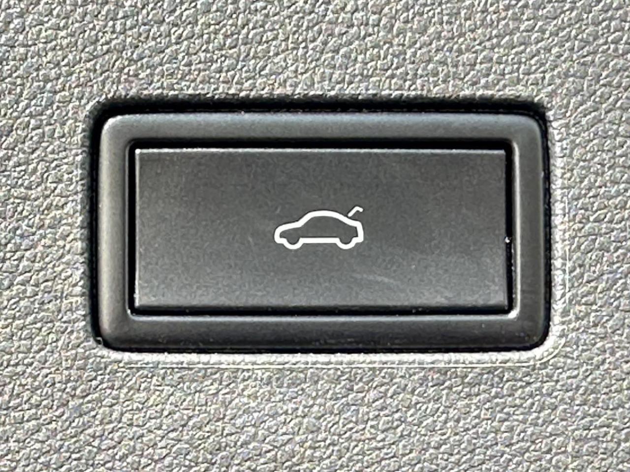 2020 Volkswagen Atlas Cross Sport Comfortline 4Motion AWD Photo