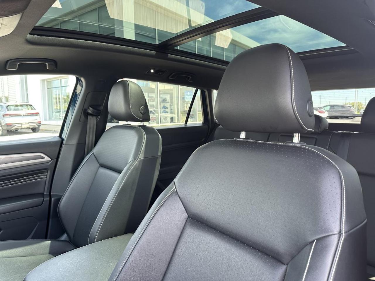 2020 Volkswagen Atlas Cross Sport Comfortline 4Motion AWD Photo