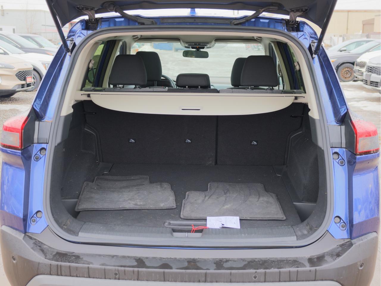 2023 Nissan Rogue SV AWD   Panoramic Roof   Climate Ctrl   Pwr Seat Photo