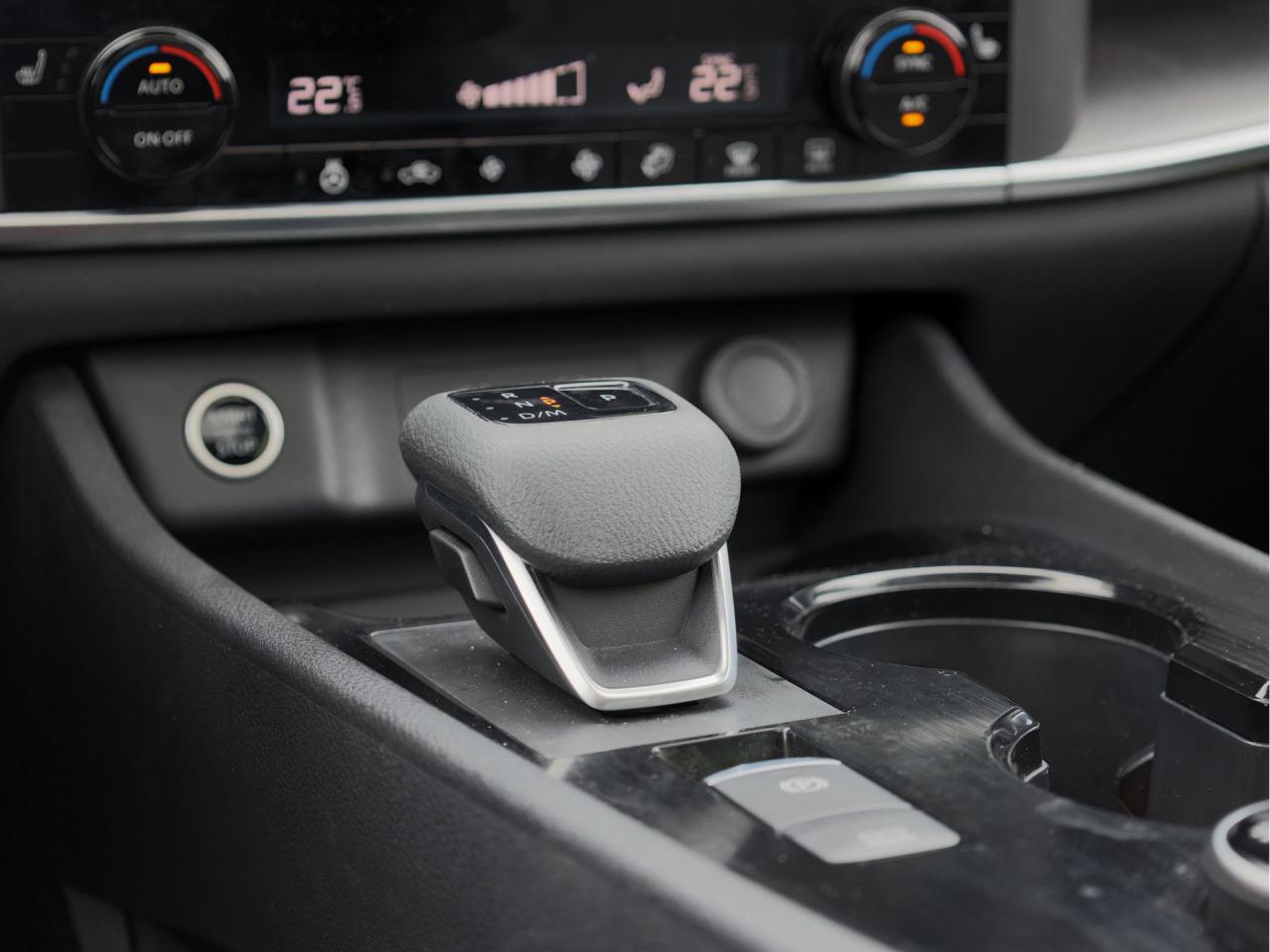 2023 Nissan Rogue SV AWD   Panoramic Roof   Climate Ctrl   Pwr Seat Photo