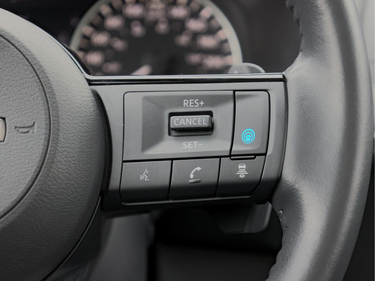 2023 Nissan Rogue SV AWD   Panoramic Roof   Climate Ctrl   Pwr Seat Photo