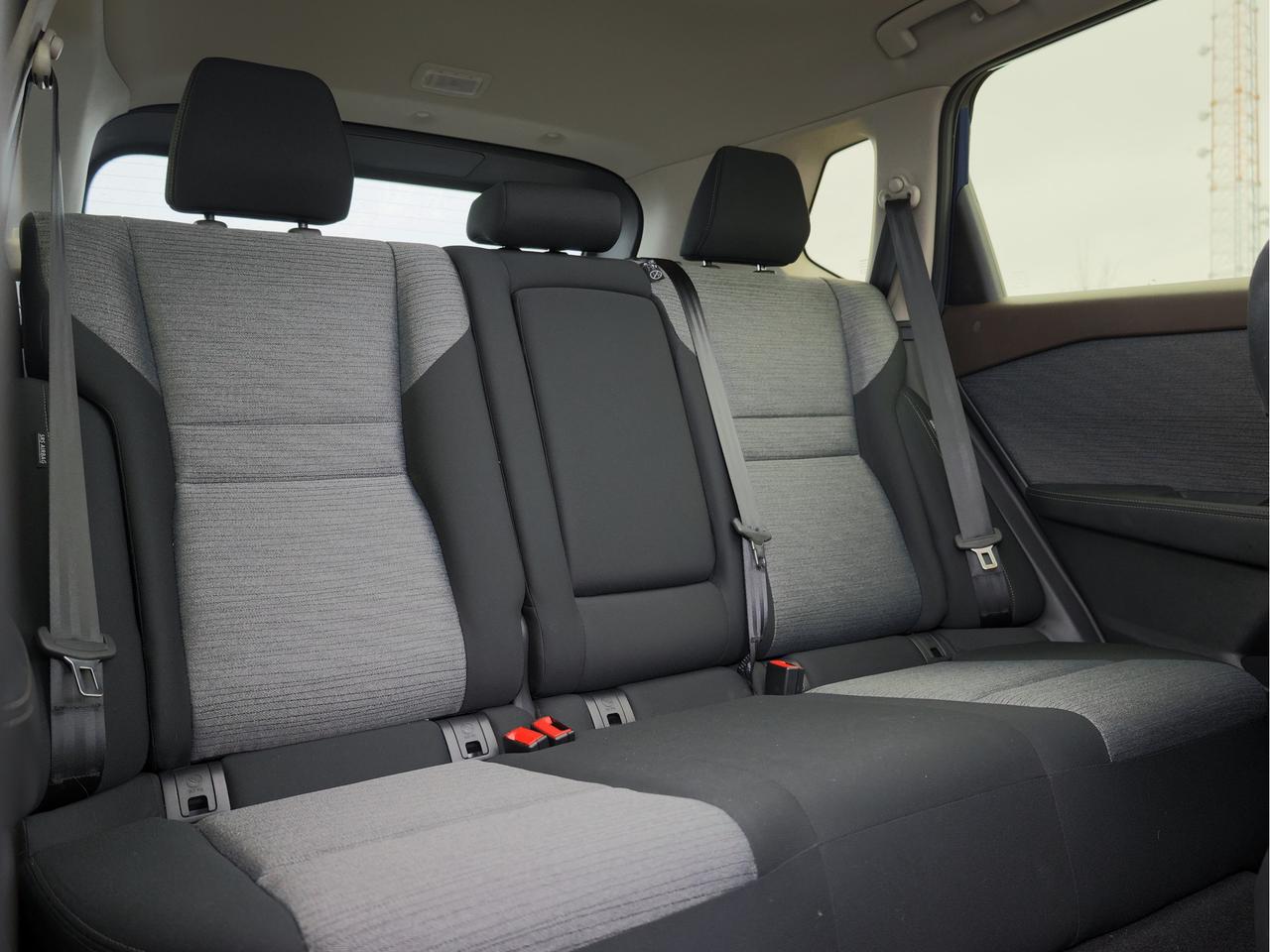 2023 Nissan Rogue SV AWD   Panoramic Roof   Climate Ctrl   Pwr Seat Photo