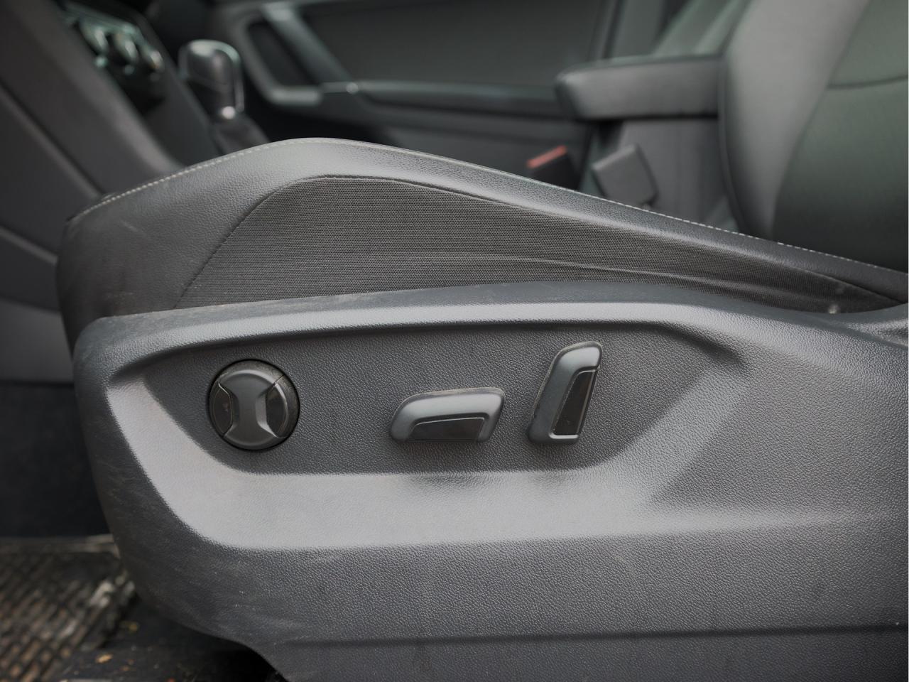 2018 Volkswagen Tiguan COMFORTLINE 4Motion Photo