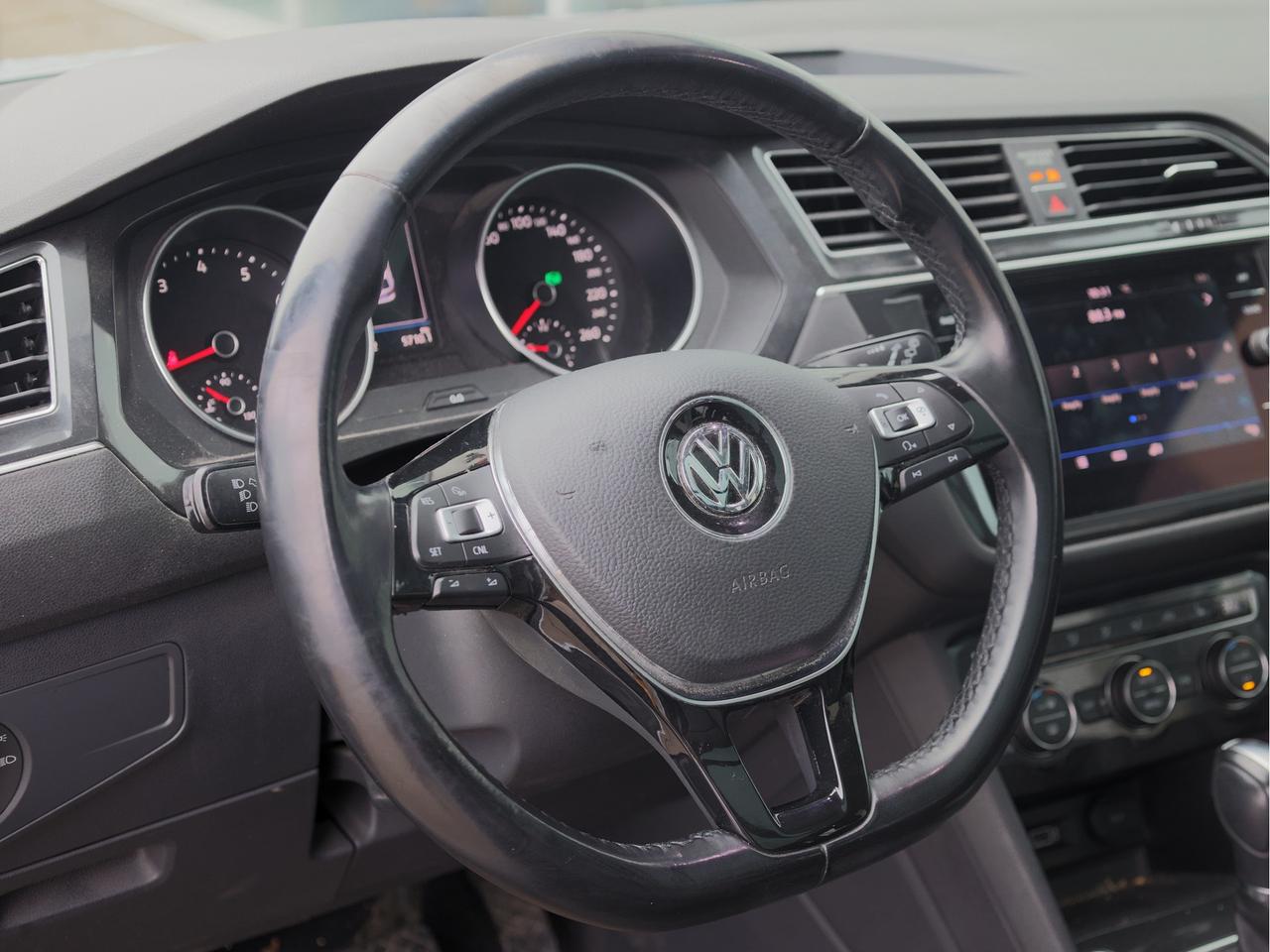 2018 Volkswagen Tiguan COMFORTLINE 4Motion Photo