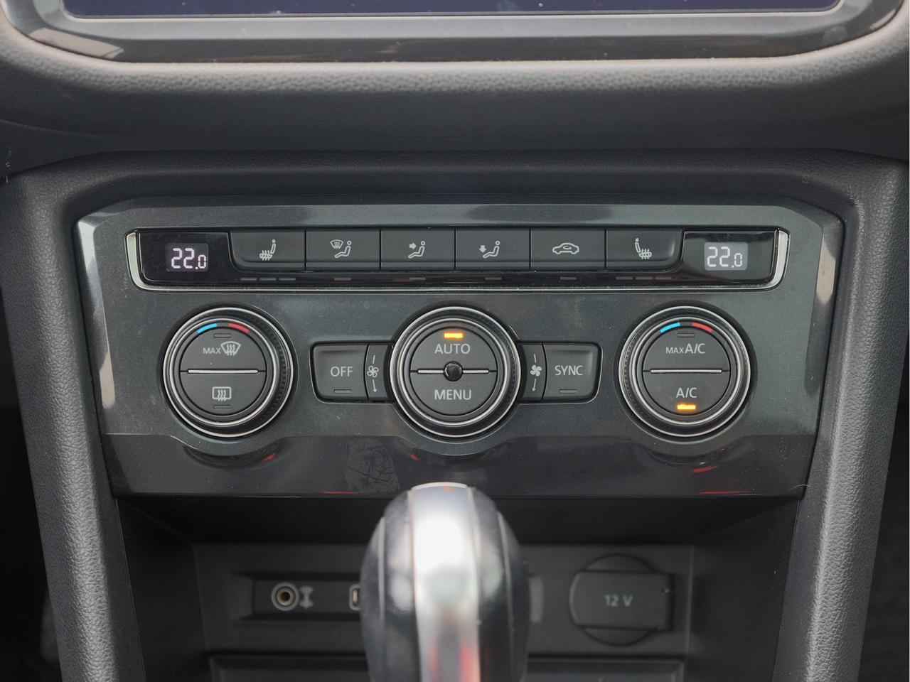 2018 Volkswagen Tiguan COMFORTLINE 4Motion Photo