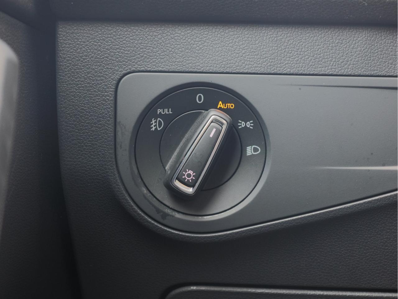 2018 Volkswagen Tiguan COMFORTLINE 4Motion Photo