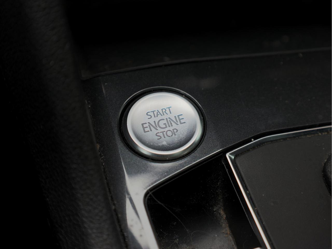 2018 Volkswagen Tiguan COMFORTLINE 4Motion Photo