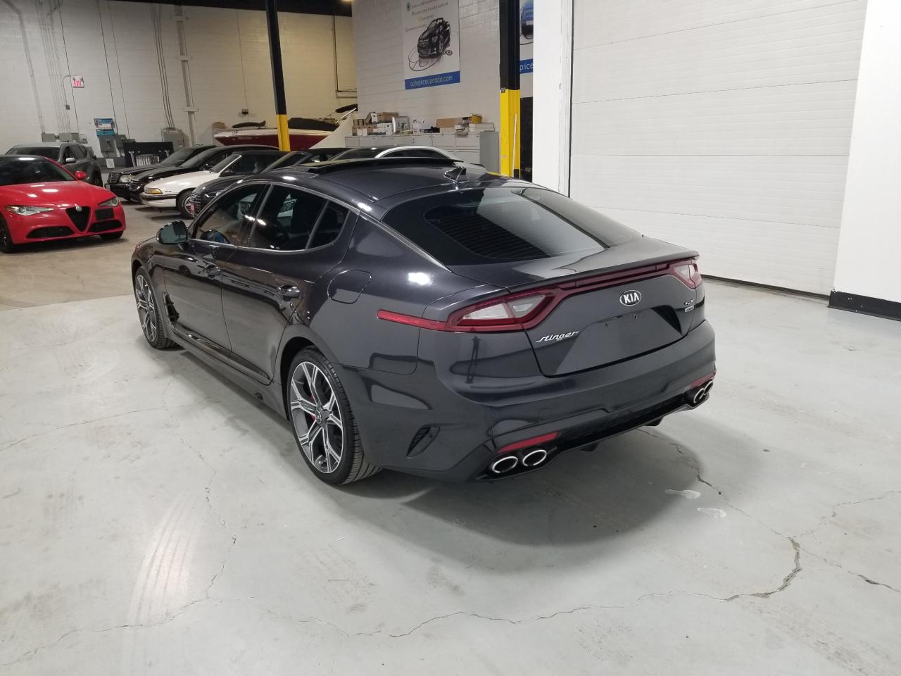 2020 Kia Stinger GT Limited w/Black Interior 4dr All-Wheel Drive Sedan Photo4