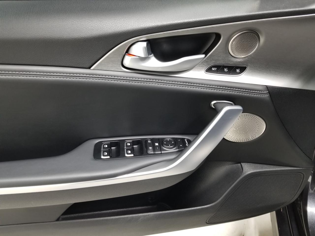 2020 Kia Stinger GT Limited w/Black Interior 4dr All-Wheel Drive Sedan Photo