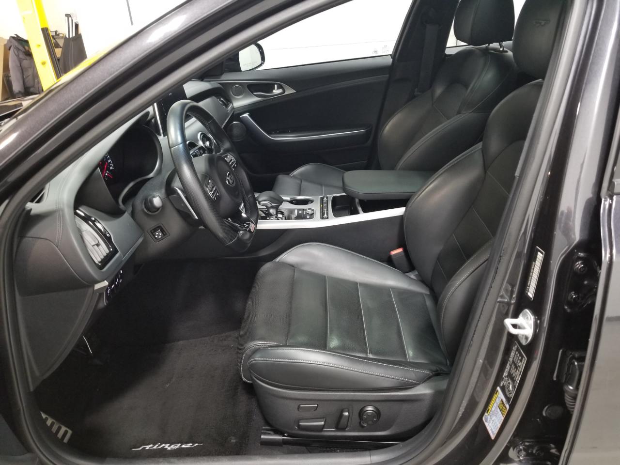 2020 Kia Stinger GT Limited w/Black Interior 4dr All-Wheel Drive Sedan Photo