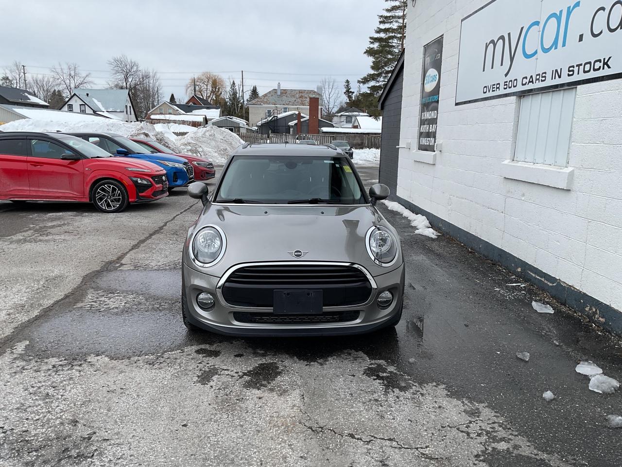 2019 MINI 5 Door Cooper 4dr Hatchback Photo