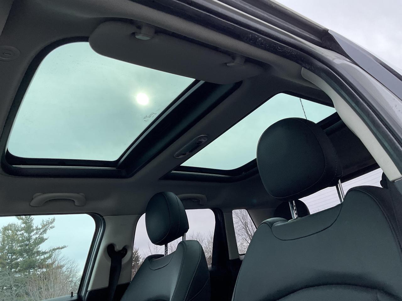 2019 MINI 5 Door Cooper 4dr Hatchback Photo