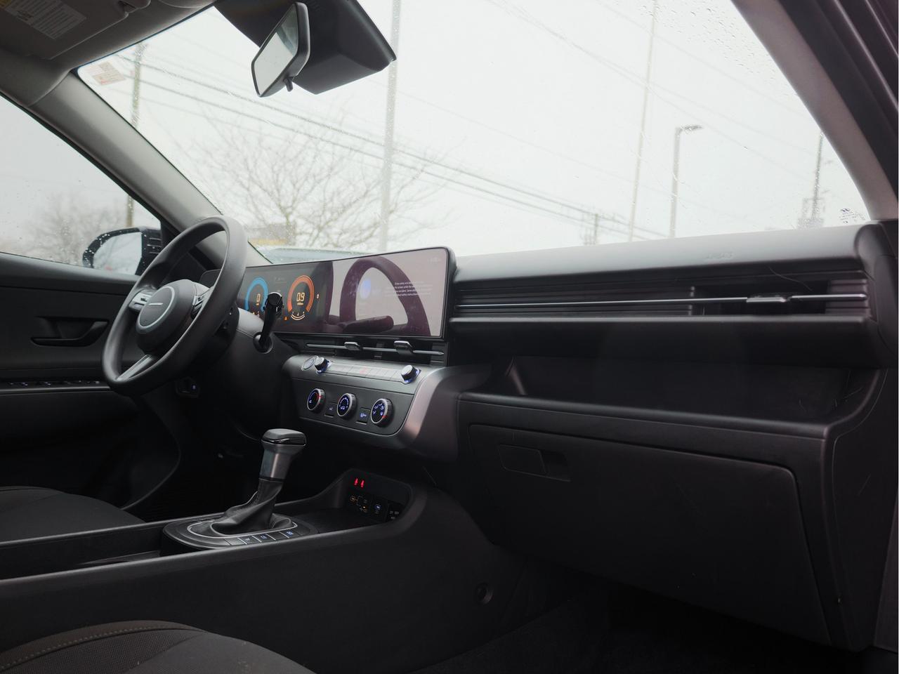 2025 Hyundai KONA Essential AWD   Android Auto   Lane Assist Photo