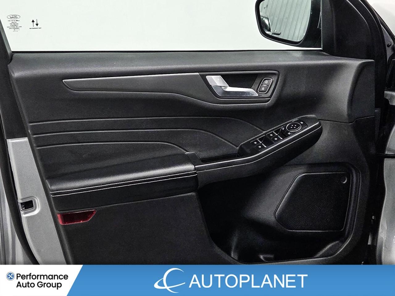 2024 Ford Escape Plug-In Hybrid -FINANCE @$84/WK OR LEASE @$97/WK Photo