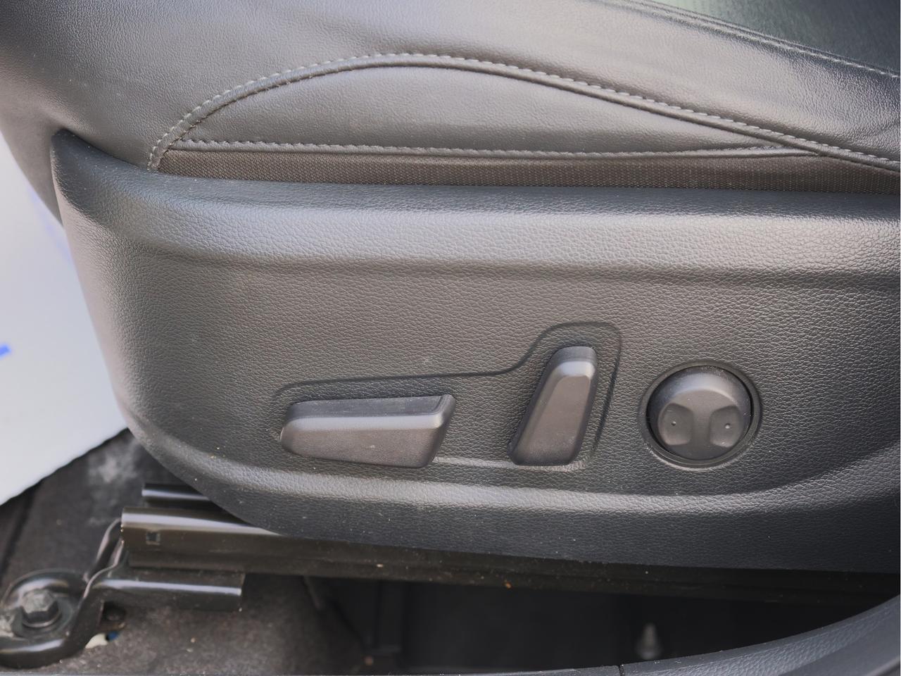 2022 Kia Seltos EX Premium   Navigation   Smart Cruise   Cool Seat Photo