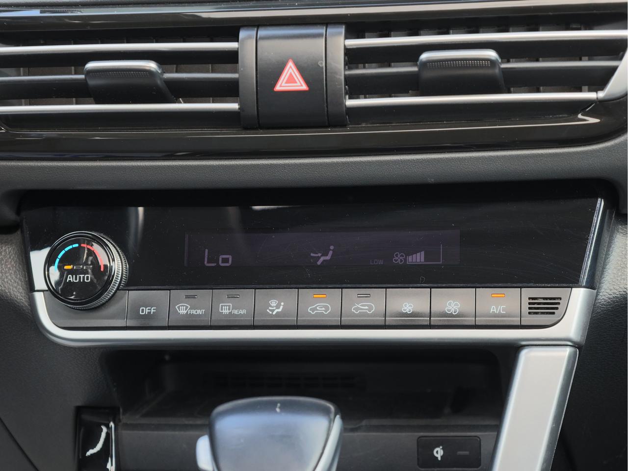 2022 Kia Seltos EX Premium   Navigation   Smart Cruise   Cool Seat Photo