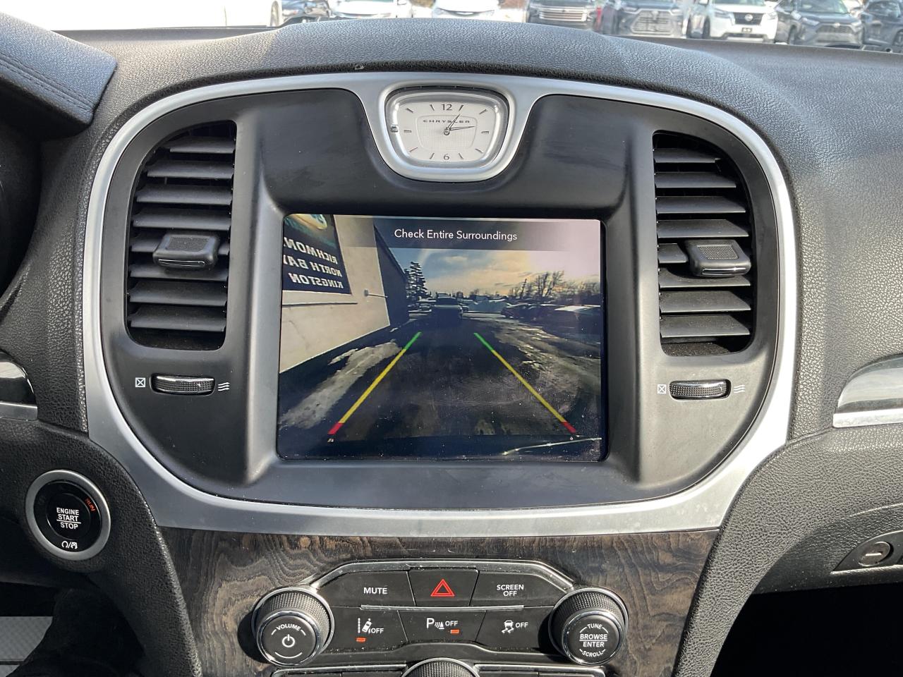 2023 Chrysler 300 Touring-L 4dr Rear-Wheel Drive Sedan Photo