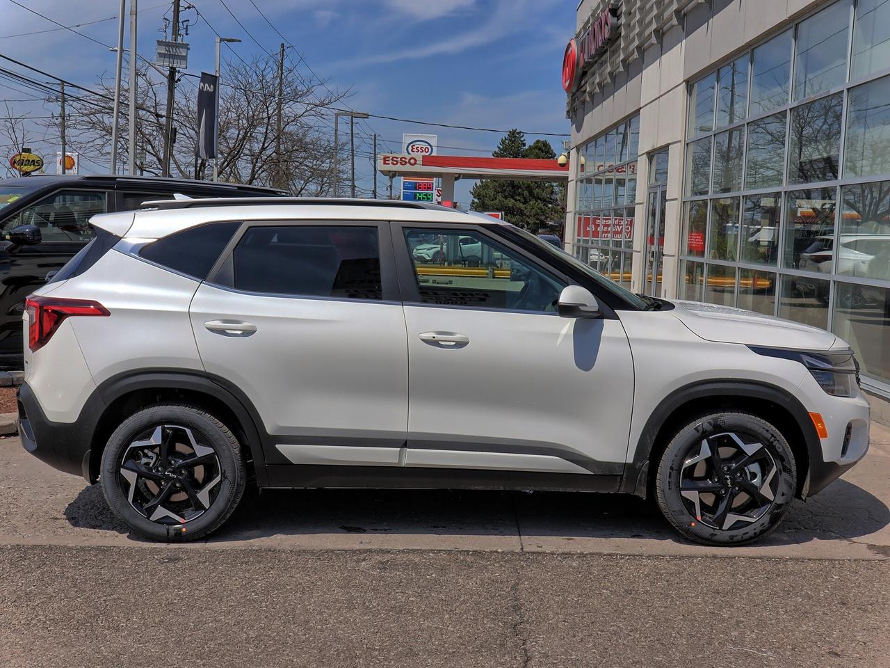 2026 Kia Seltos EX Premium   Demo Photo