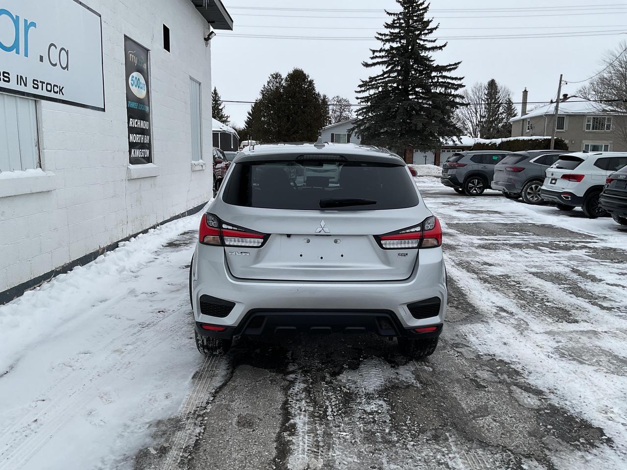 2024 Mitsubishi RVR  Photo