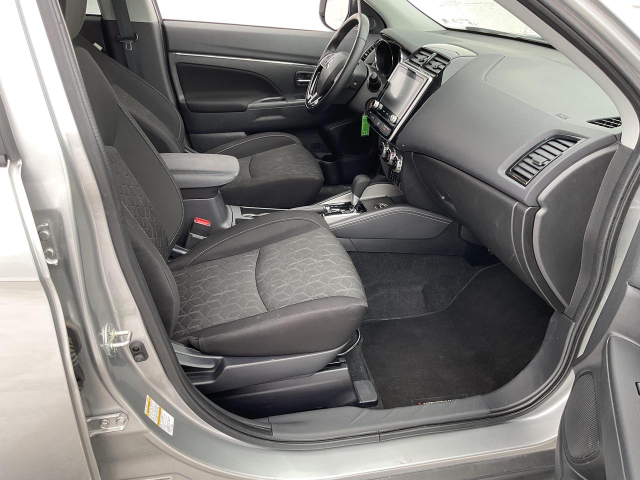 2024 Mitsubishi RVR  Photo