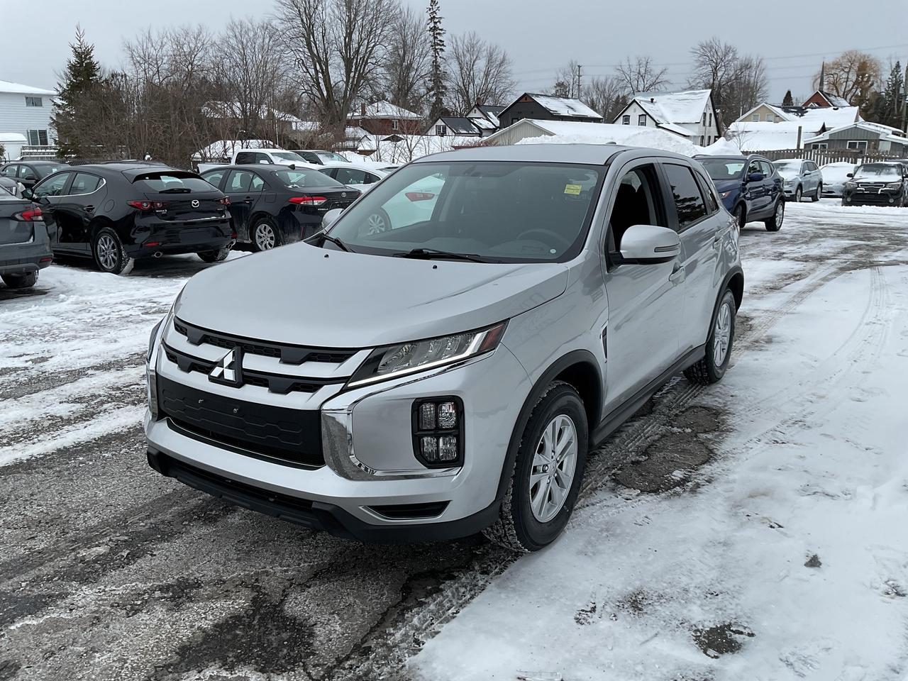 2024 Mitsubishi RVR  Photo