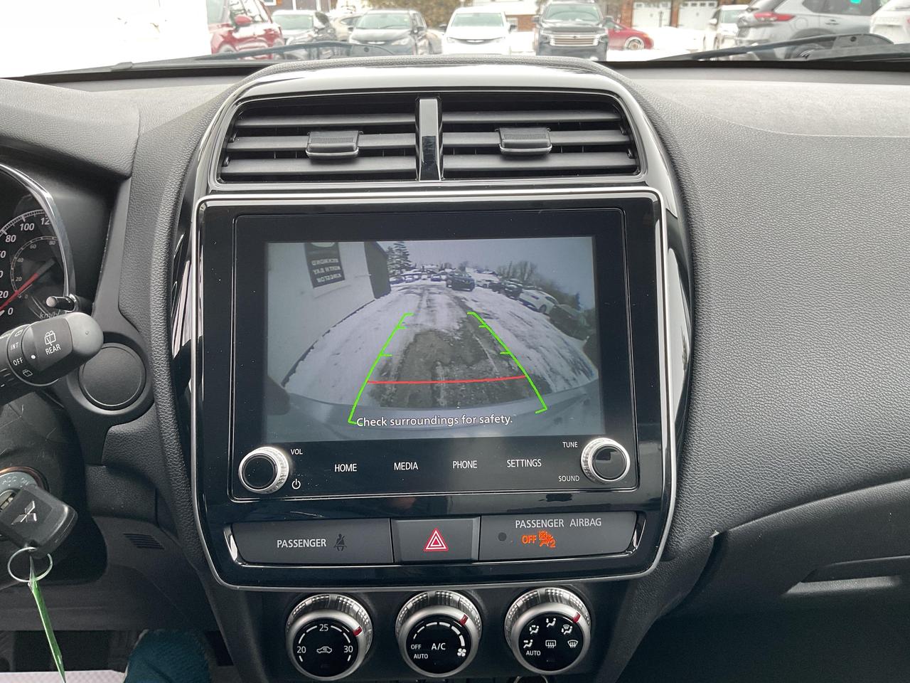 2024 Mitsubishi RVR  Photo