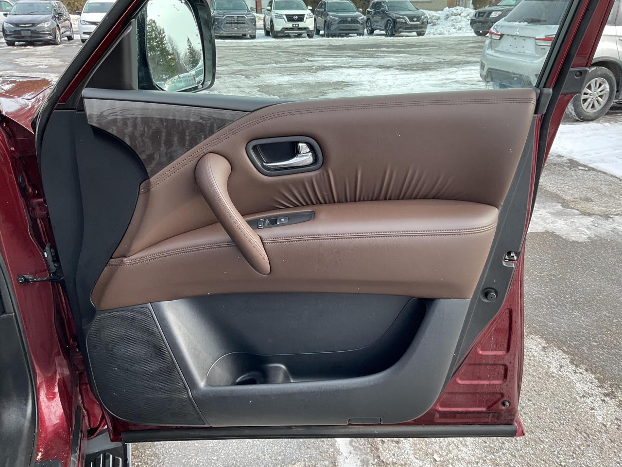 2023 Nissan Armada Platinum 4dr 4x4 Photo