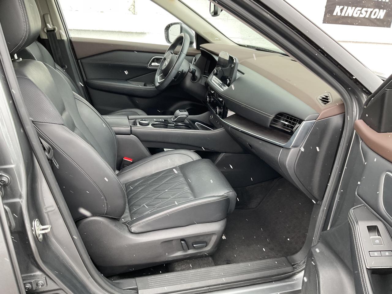 2023 Nissan Rogue Platinum 4dr All-Wheel Drive Sport Utility Photo