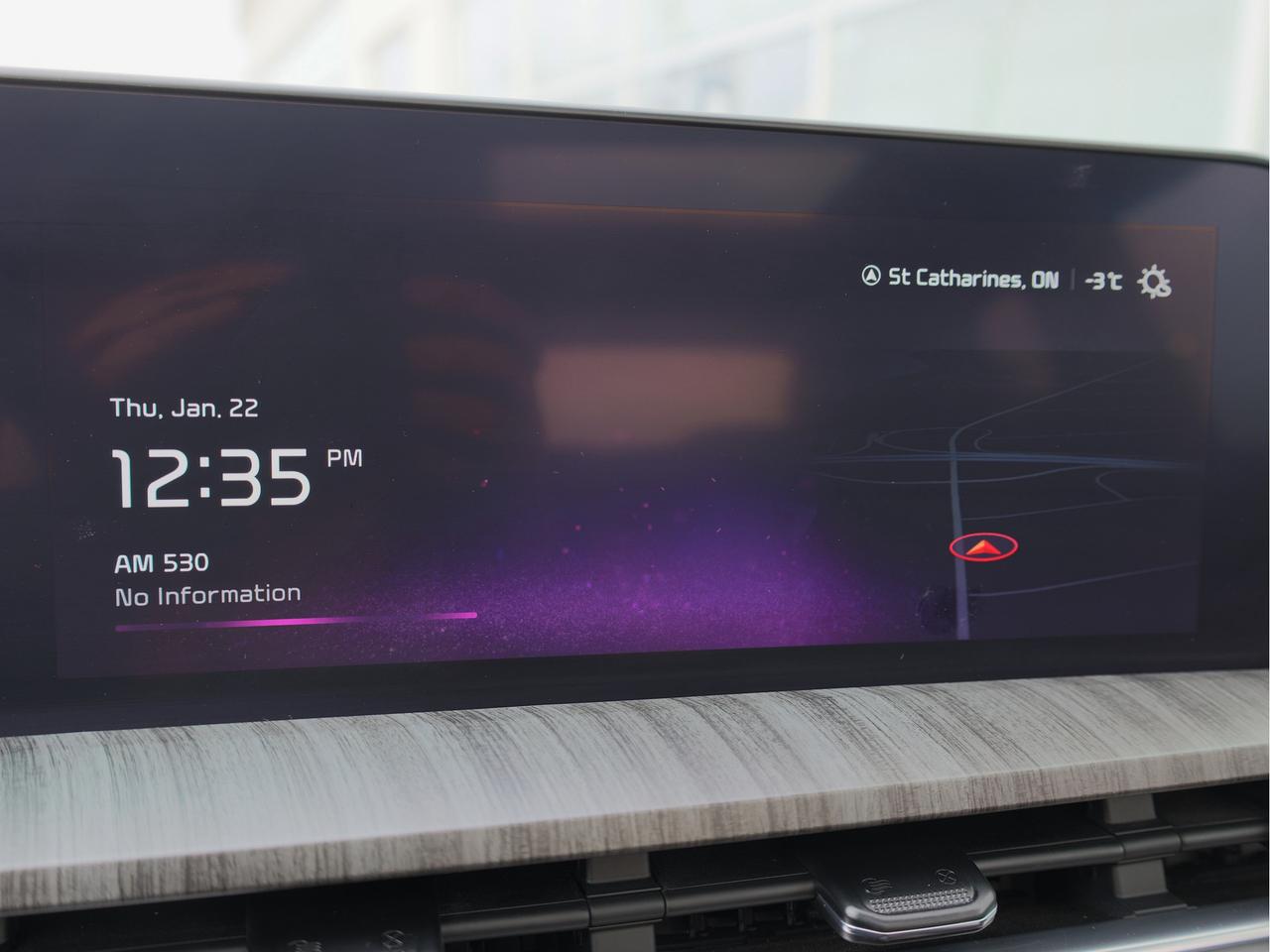 2023 Kia Telluride SX Limited   HUD   Nappa Leather   FDM Photo