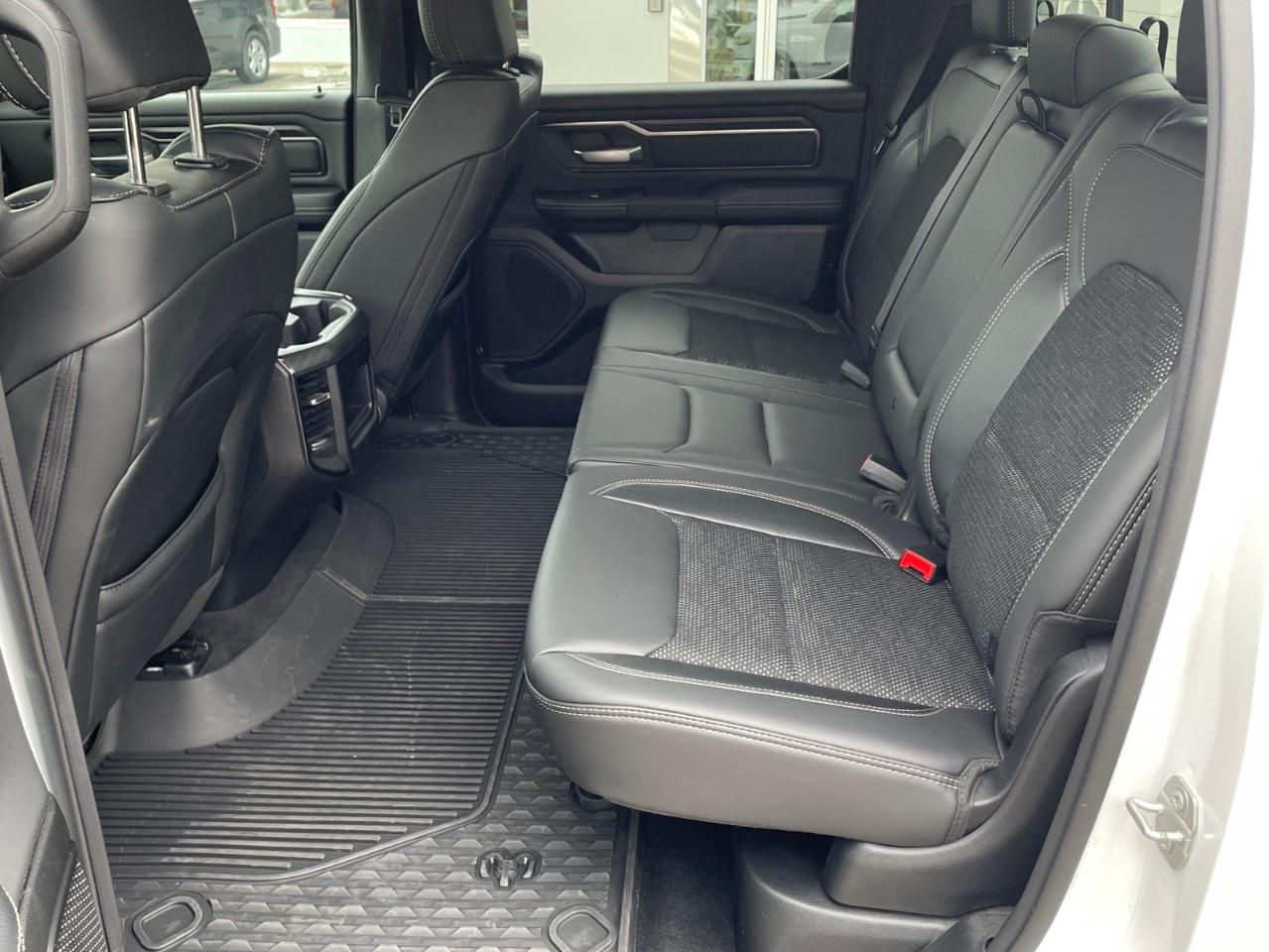 2025 RAM 1500 SPORT 4X4 CREW CAB 5'7" BOX Photo