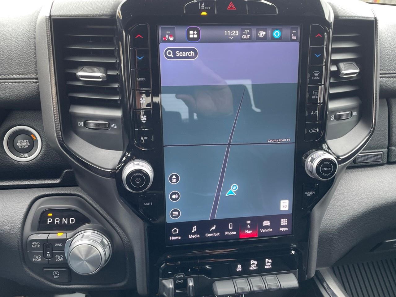 2025 RAM 1500 SPORT 4X4 CREW CAB 5'7" BOX Photo