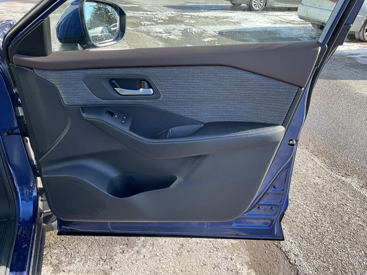 2023 Nissan Rogue  Photo