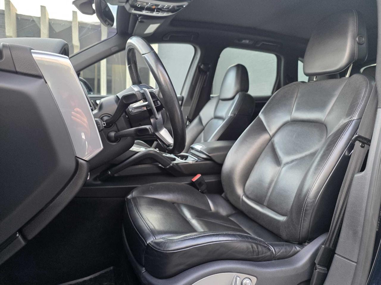 2015 Porsche Cayenne AWD 4dr S Photo