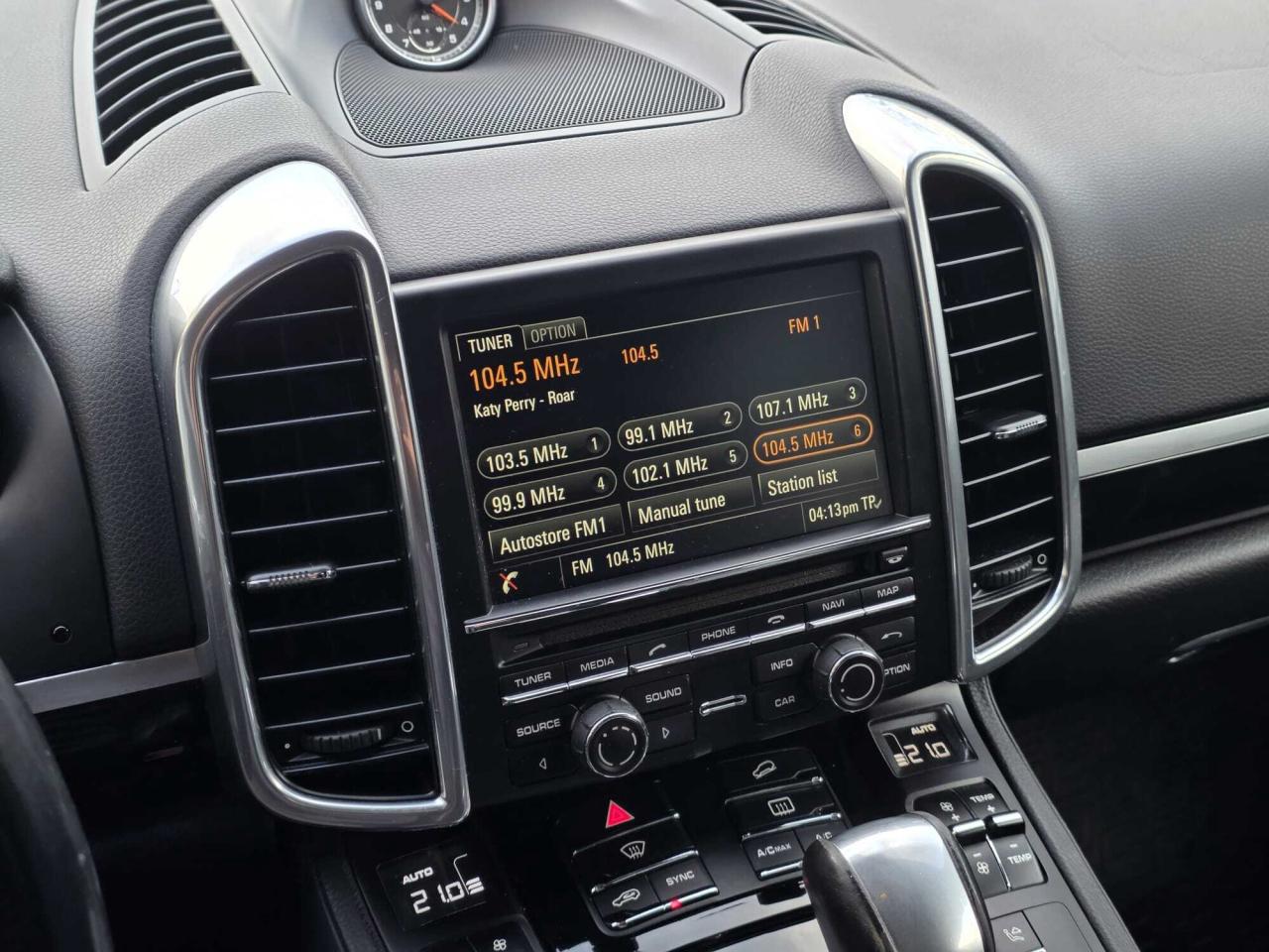 2015 Porsche Cayenne AWD 4dr S Photo