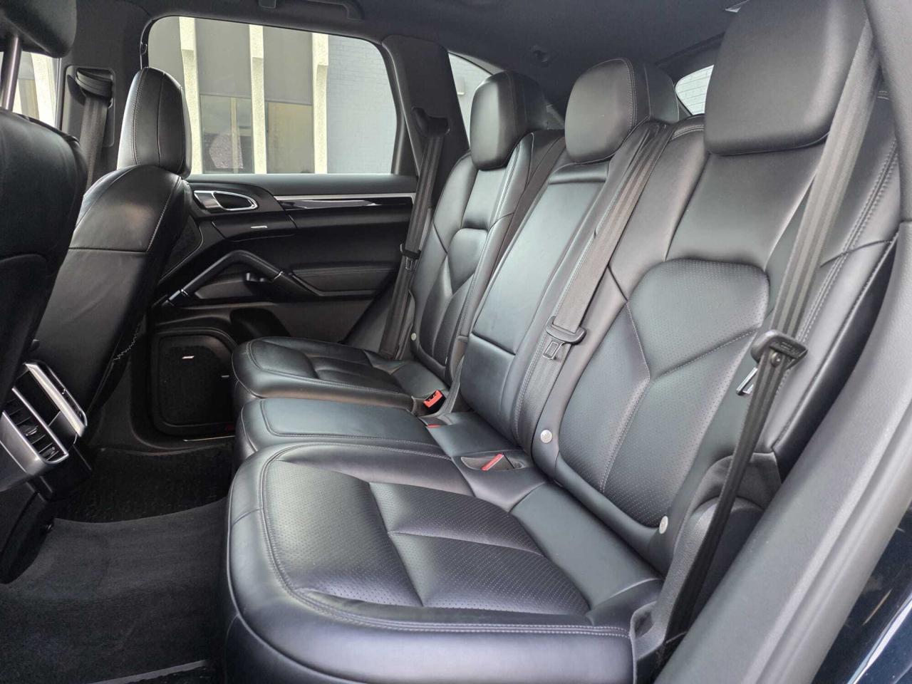 2015 Porsche Cayenne AWD 4dr S Photo