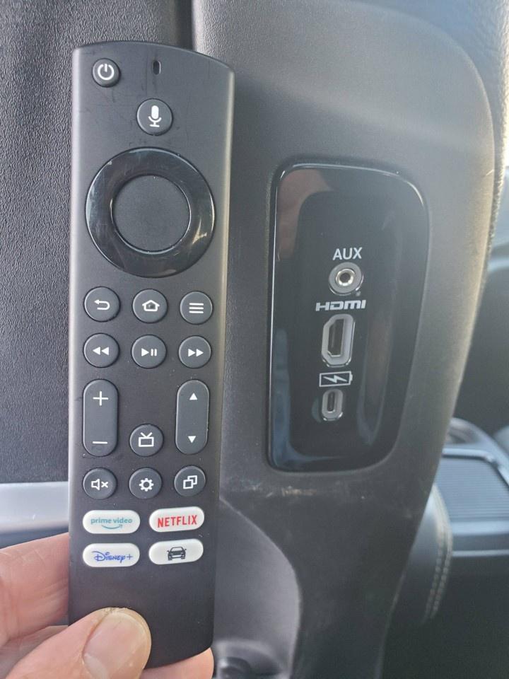 2022 Chrysler Pacifica Touring L FWD Photo