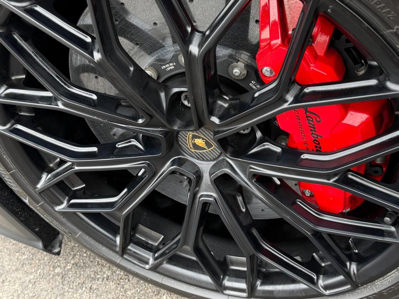 2024 Lamborghini Revuelto 1001 HORSEPOWER Photo