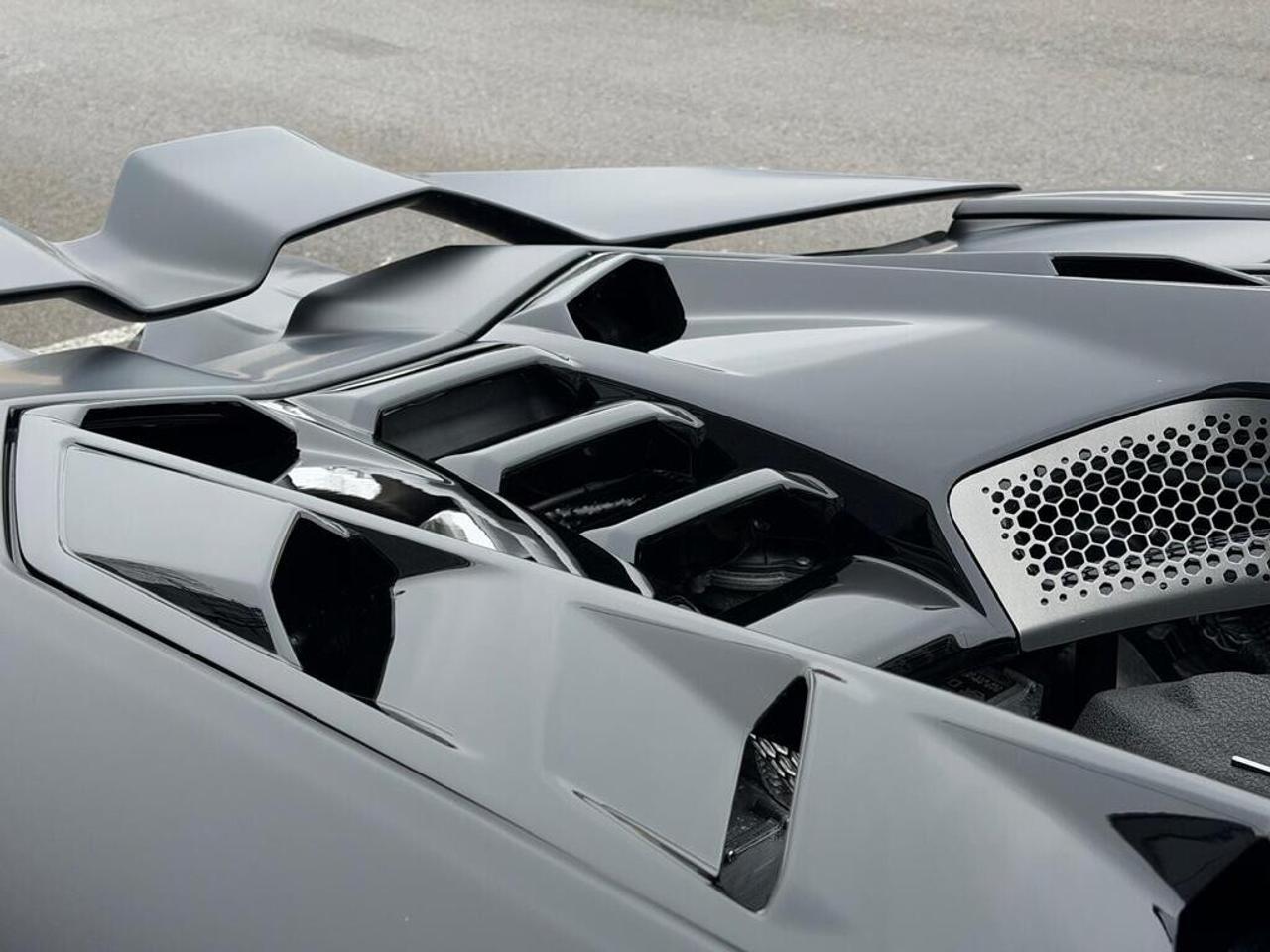 2024 Lamborghini Revuelto 1001 HORSEPOWER Photo