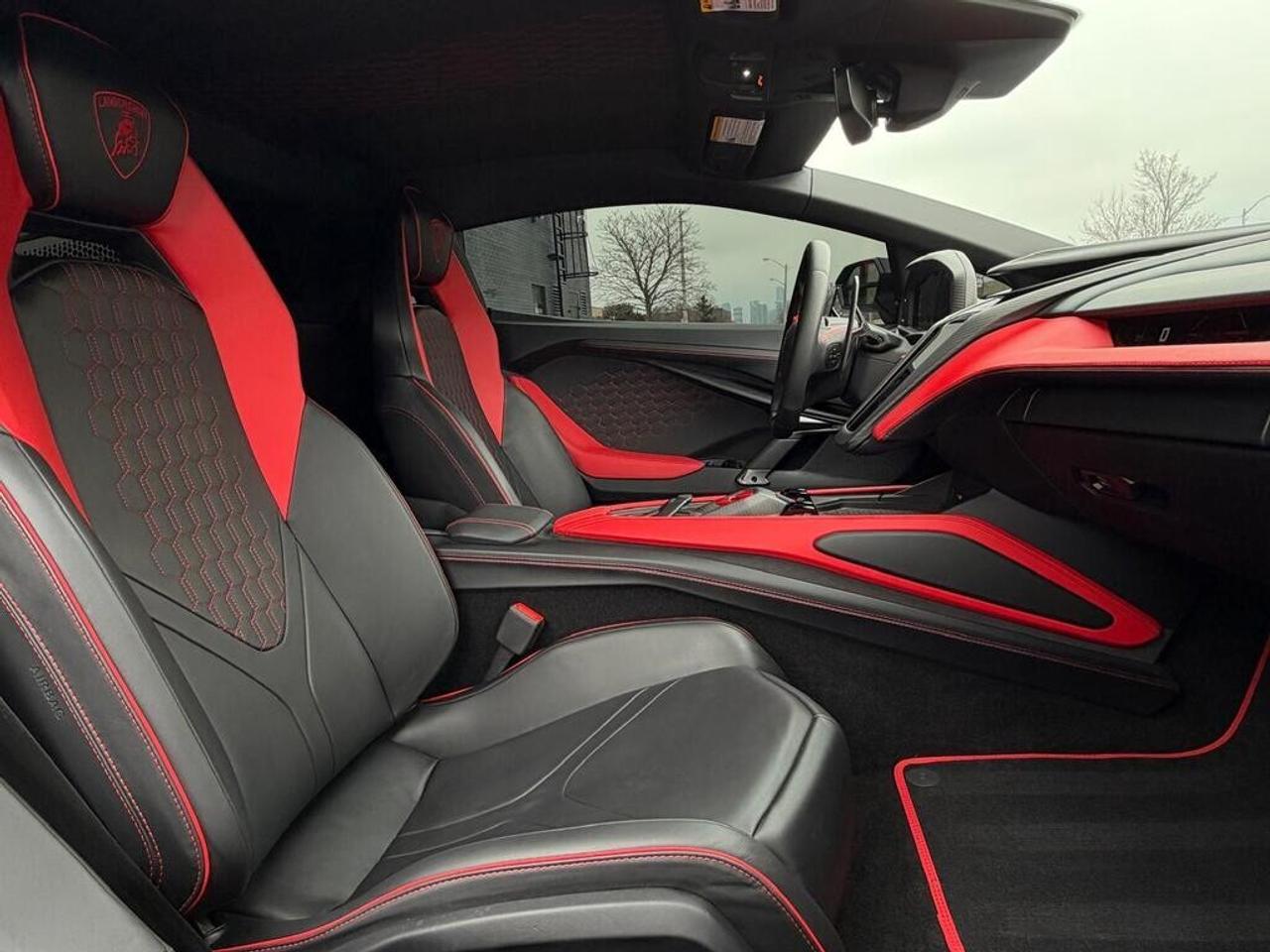 2024 Lamborghini Revuelto 1001 HORSEPOWER Photo