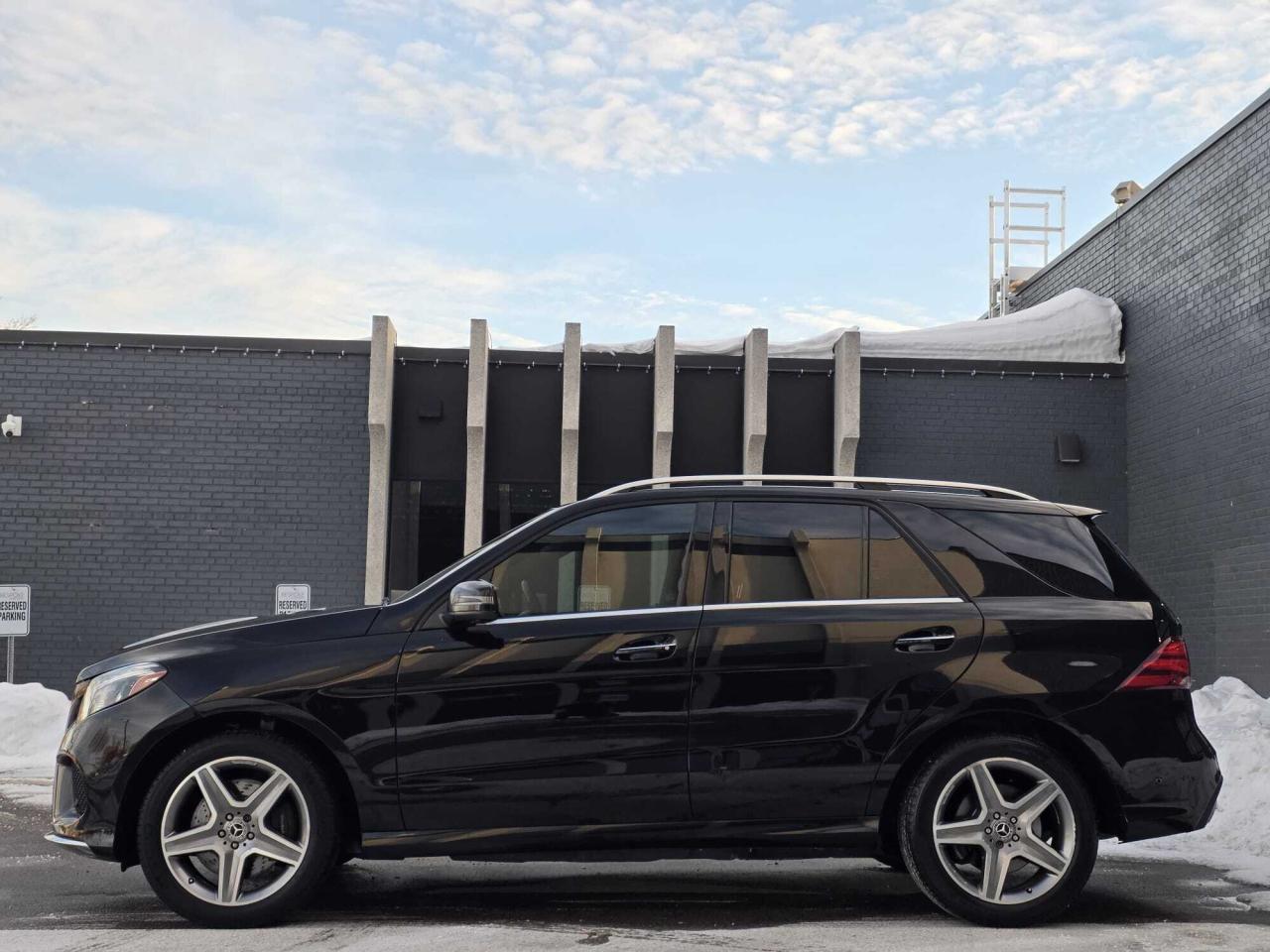 2018 Mercedes-Benz GLE GLE 400 4MATIC SUV Photo