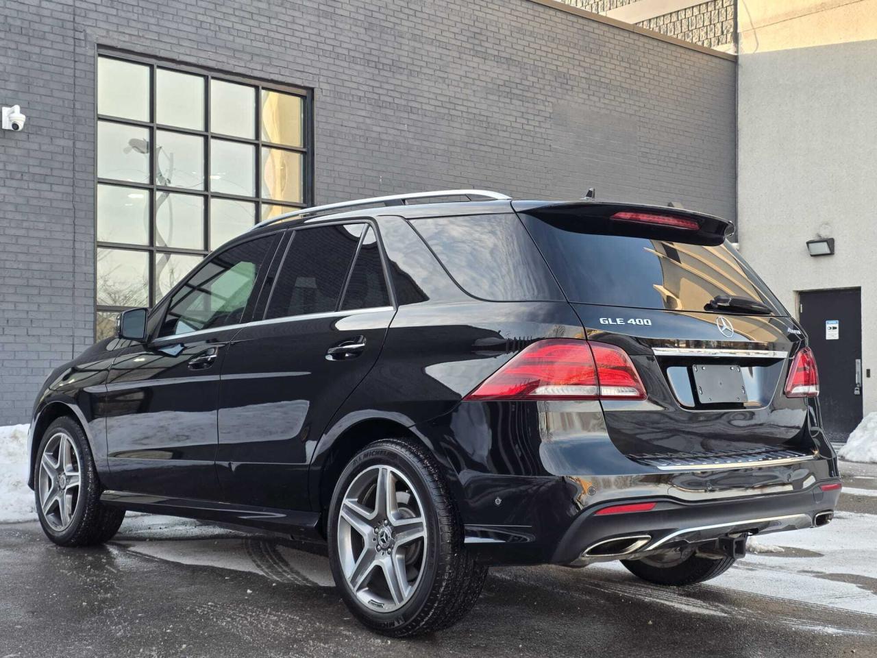 2018 Mercedes-Benz GLE GLE 400 4MATIC SUV Photo
