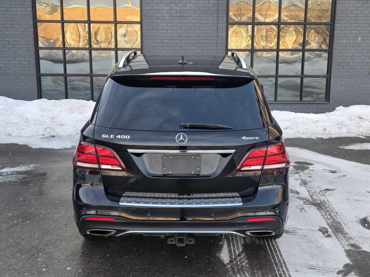 2018 Mercedes-Benz GLE GLE 400 4MATIC SUV Photo